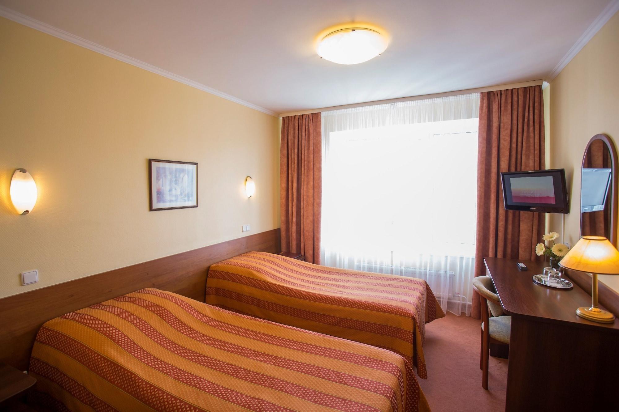 Sputnik Hotel Minsk Extérieur photo