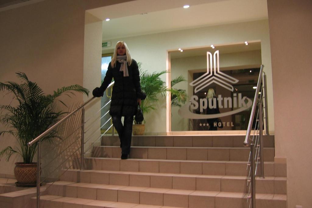 Sputnik Hotel Minsk Extérieur photo