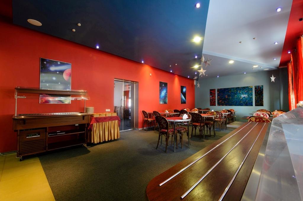 Sputnik Hotel Minsk Extérieur photo