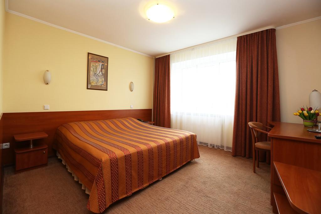 Sputnik Hotel Minsk Extérieur photo